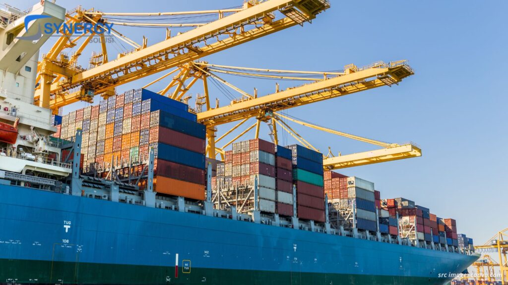 Container Crane: Pengertian, Jenis, Manfaat, dan Cara Kerjanya